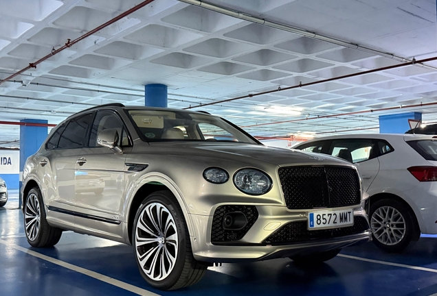 Bentley Bentayga Azure 2024