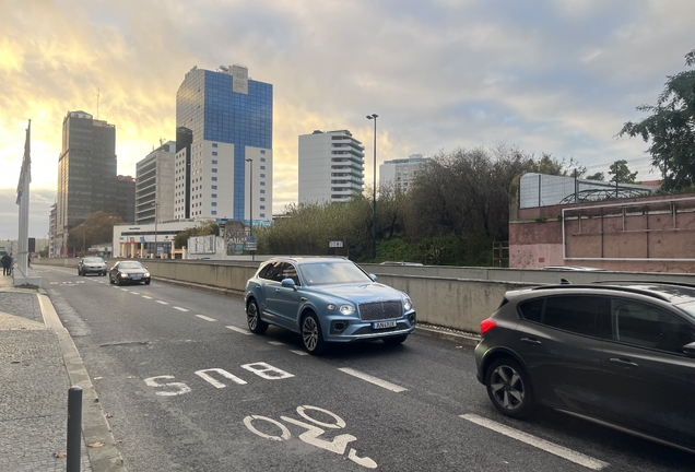 Bentley Bentayga V8 2021