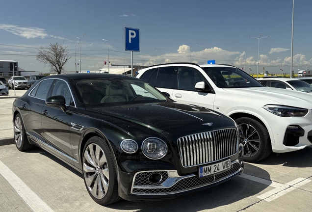 Bentley Flying Spur V8 2021