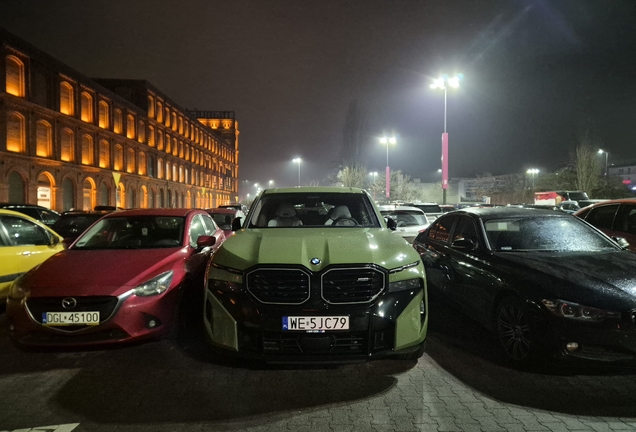 BMW XM G09