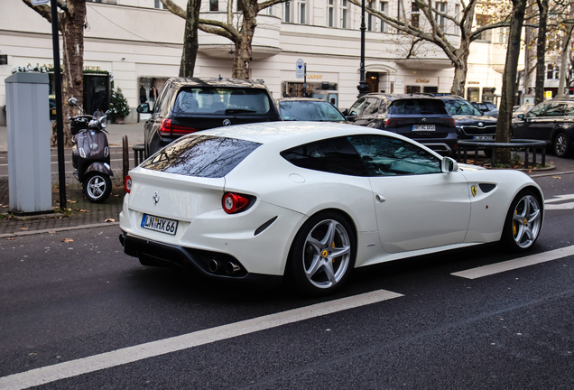 Ferrari FF