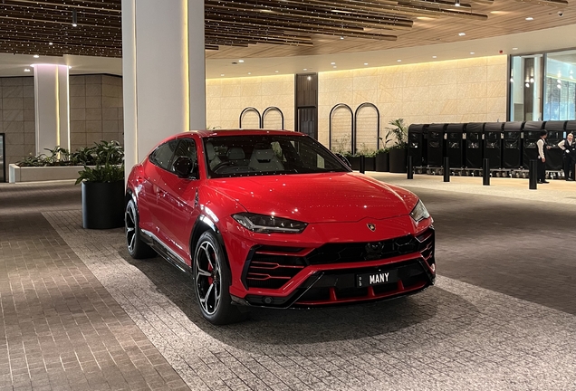 Lamborghini Urus