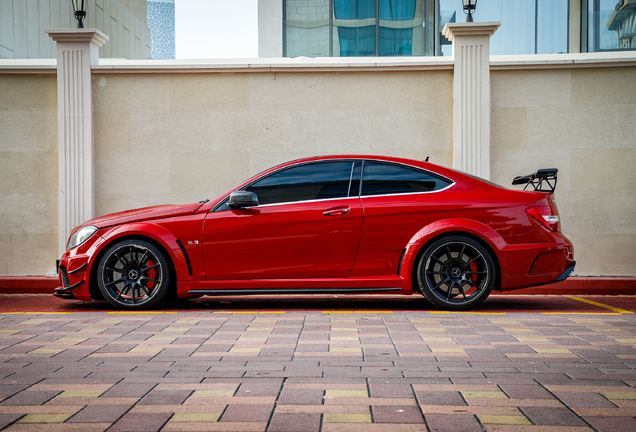 Mercedes-Benz C 63 AMG Coupé Black Series