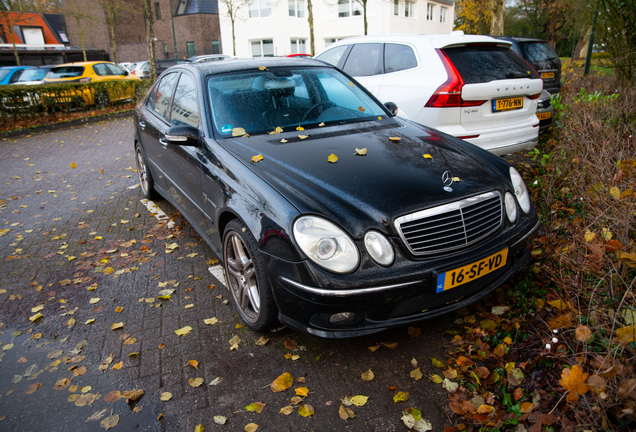 Mercedes-Benz E 55 AMG