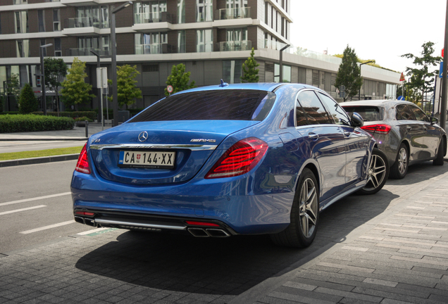 Mercedes-Benz S 63 AMG V222