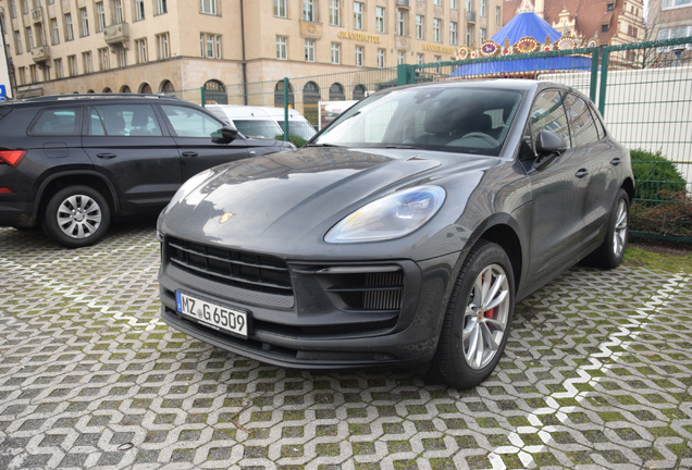 Porsche 95B Macan GTS MkIII