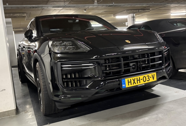 Porsche Cayenne Coupé Turbo E-Hybrid