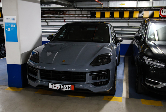 Porsche Cayenne Coupé Turbo E-Hybrid
