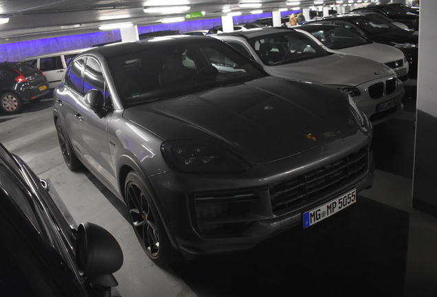 Porsche Cayenne Coupé Turbo E-Hybrid