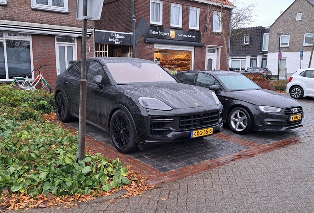 Porsche Cayenne Coupé Turbo E-Hybrid