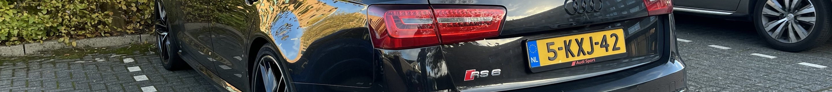 Audi RS6 Avant C7