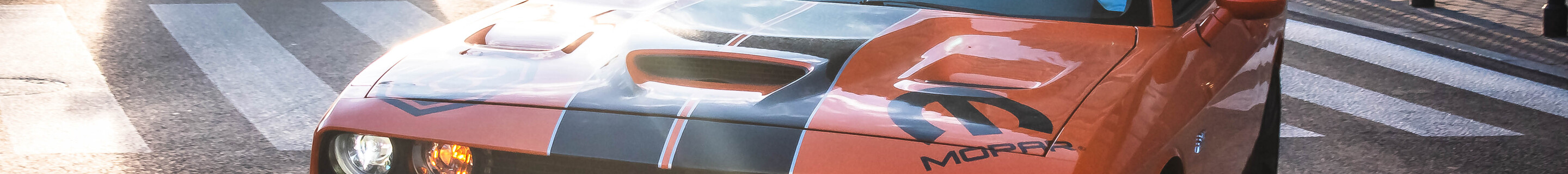 Dodge Challenger SRT-8 392