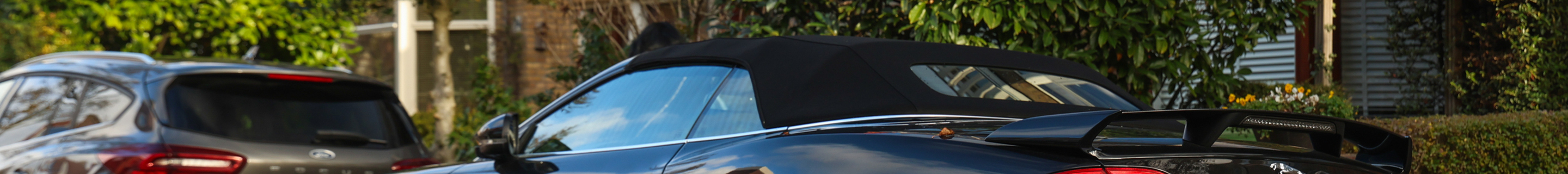 Jaguar XKR-S Convertible 2012