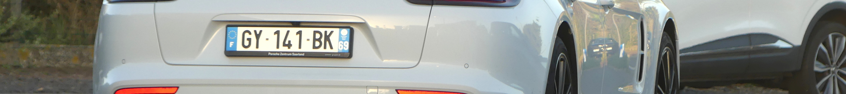 Porsche 971 Panamera Turbo Sport Turismo