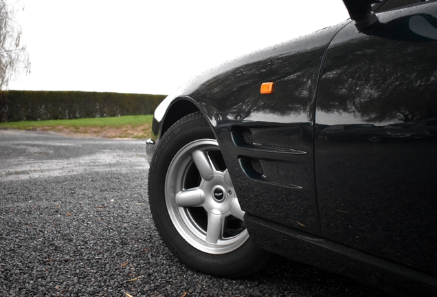 Aston Martin Virage
