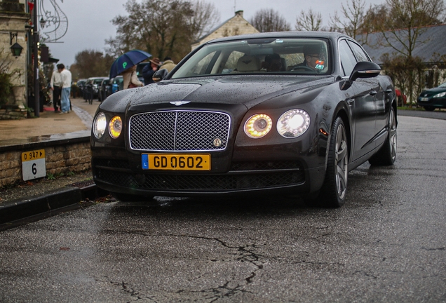 Bentley Flying Spur V8