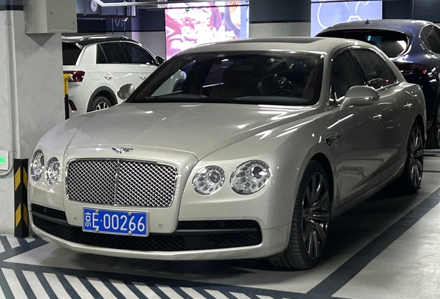 Bentley Flying Spur V8 S