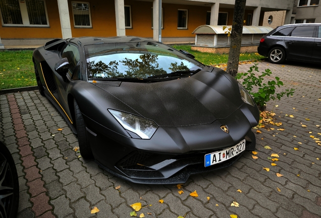Lamborghini Aventador S LP740-4 Roadster
