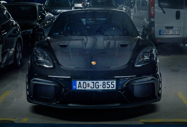 Porsche 718 Cayman GT4 RS Weissach Package