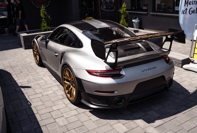 Porsche 991 GT2 RS Weissach Package Manthey Racing