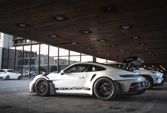 Porsche 992 GT3 RS MkI