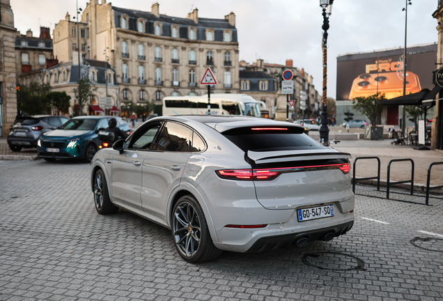 Porsche Cayenne Coupé Turbo S E-Hybrid