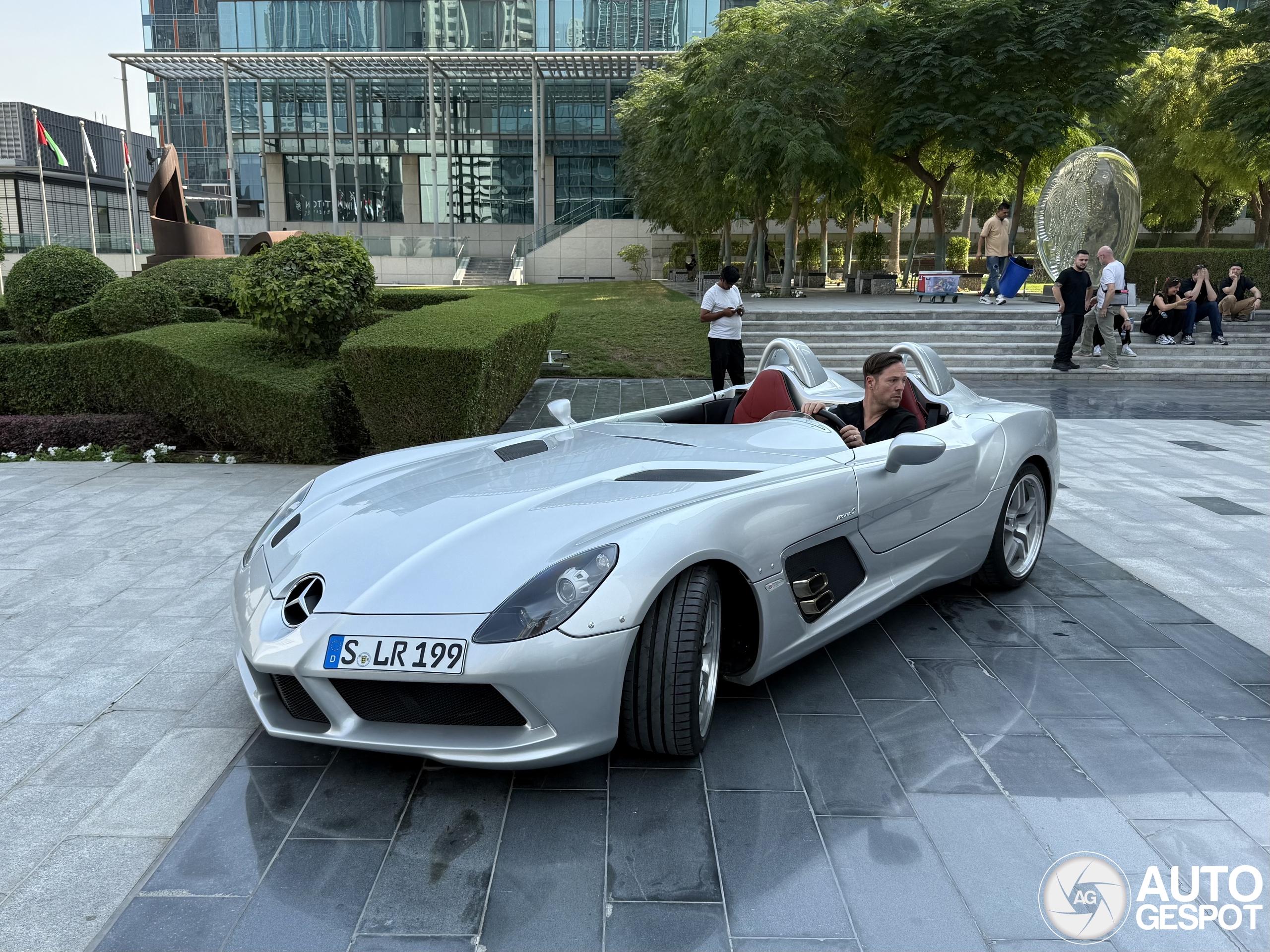 Mercedes-Benz SLR McLaren Stirling Moss