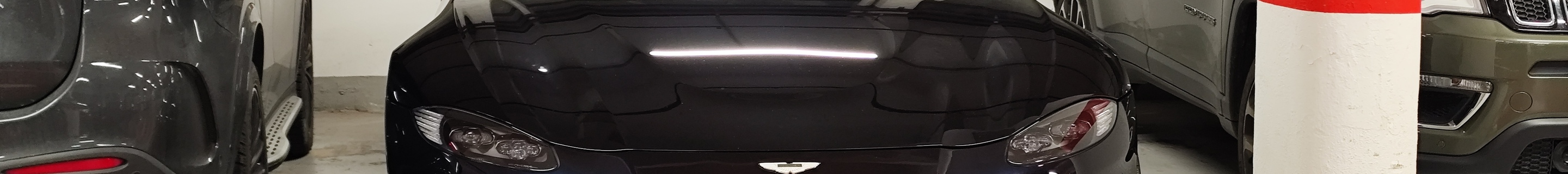 Aston Martin V8 Vantage 2018