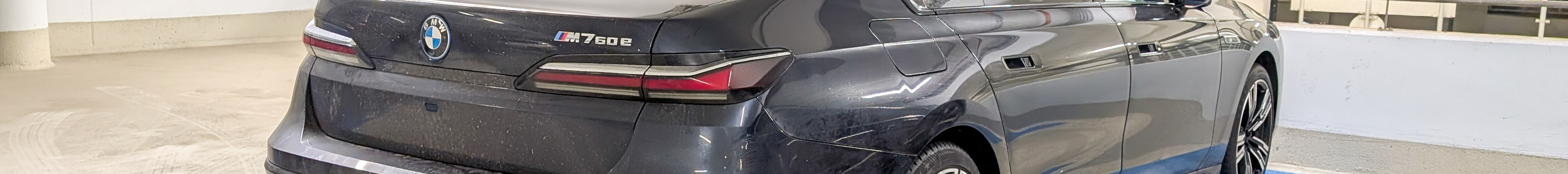 BMW M760e xDrive