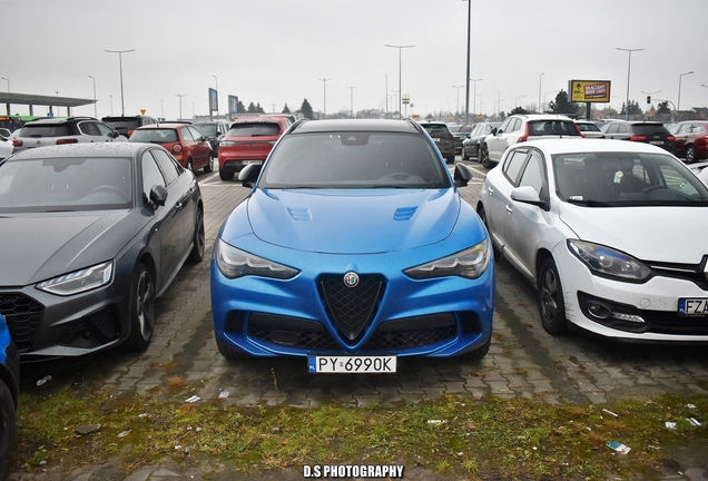 Alfa Romeo Stelvio Quadrifoglio 2023