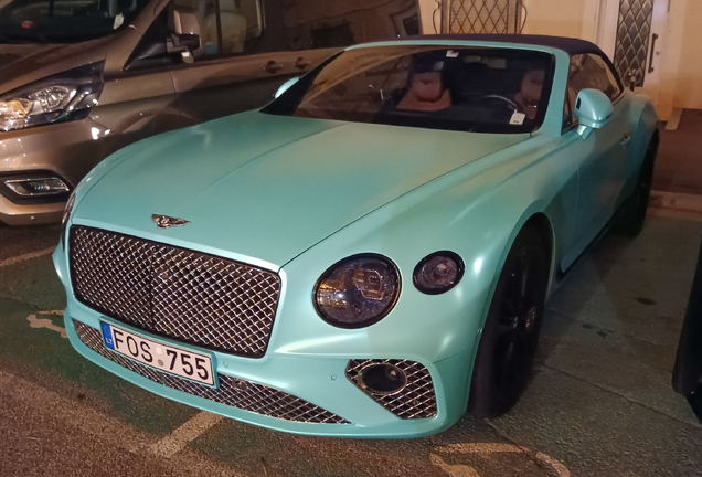 Bentley Continental GTC 2019