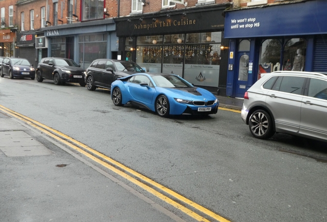 BMW i8