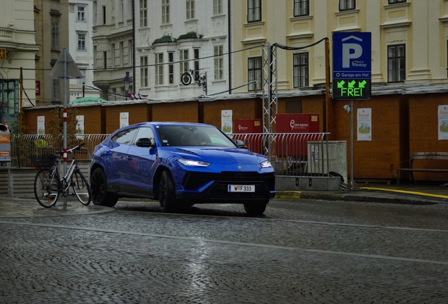 Lamborghini Urus S