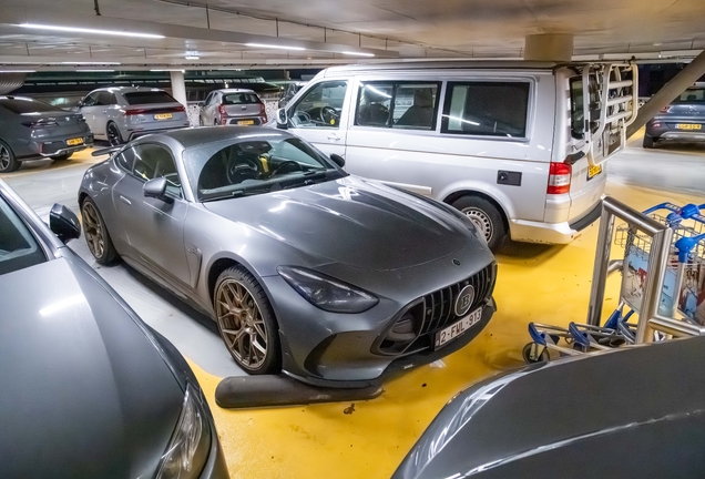 Mercedes-AMG Brabus GT B40S-750 C192