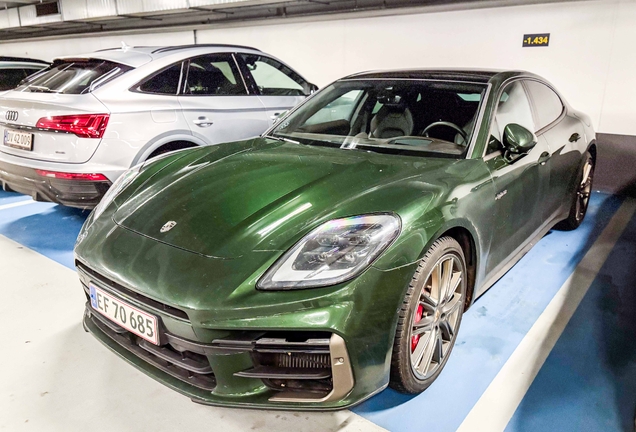 Porsche 972 Panamera Turbo E-Hybrid