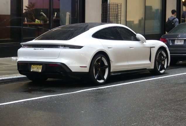 Porsche Taycan GTS