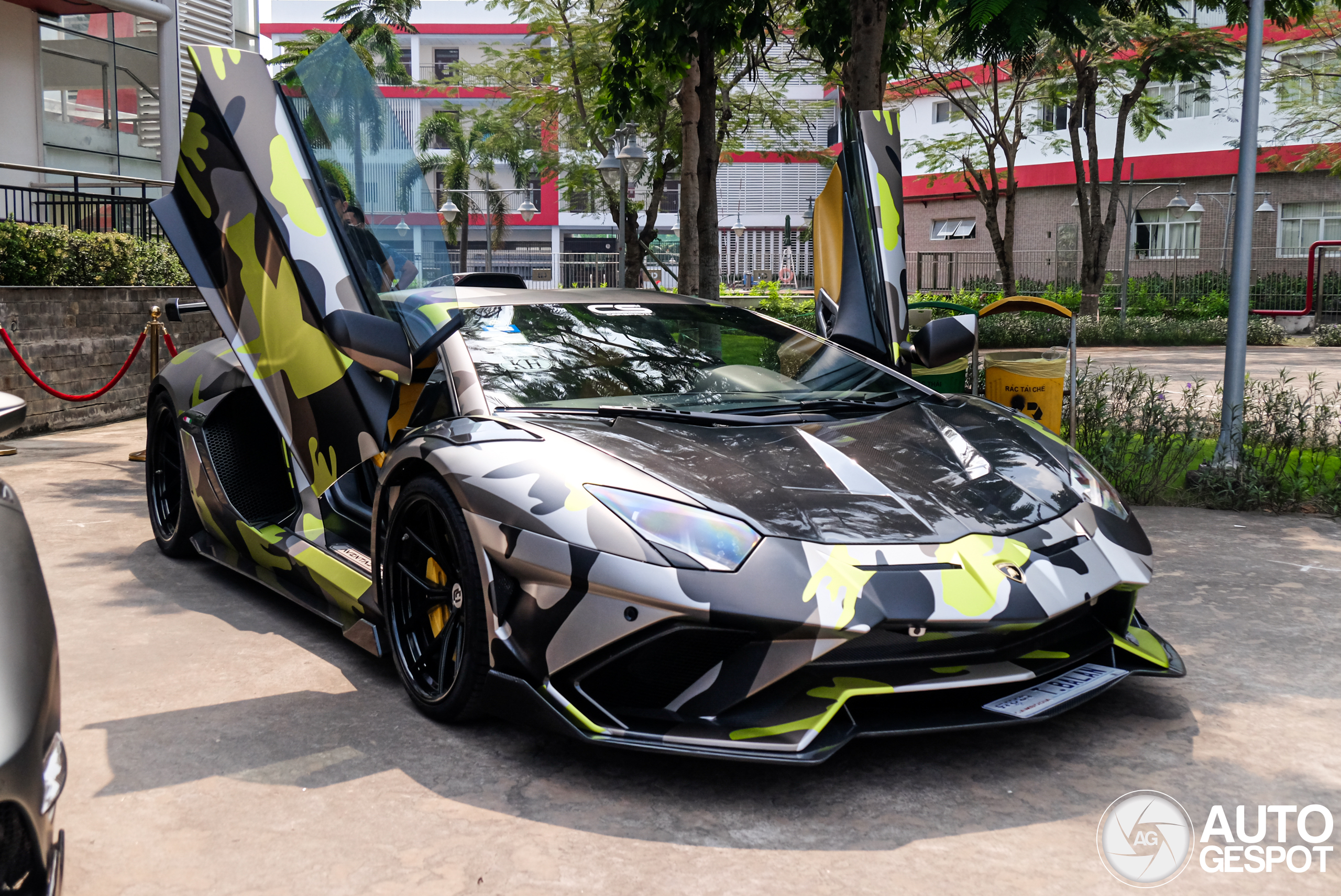 Duke Dynamics Aventador Svrnull
