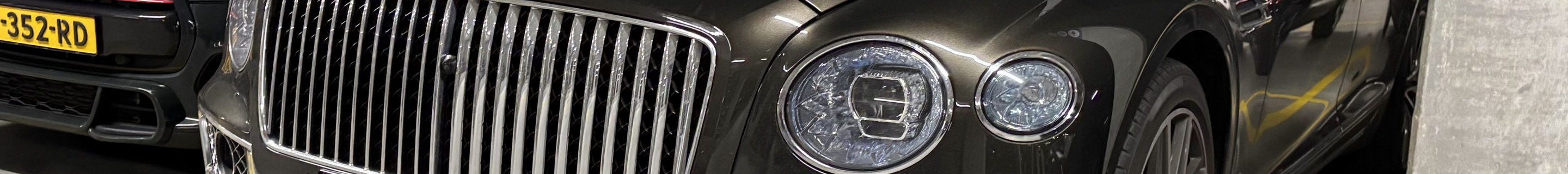 Bentley Flying Spur V8 2021