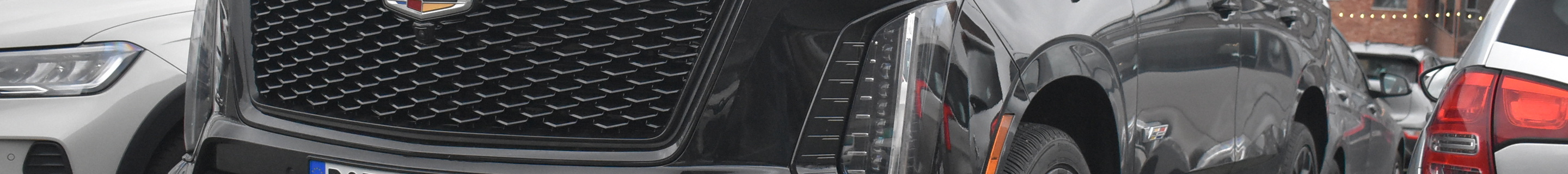 Cadillac Escalade-V 2025