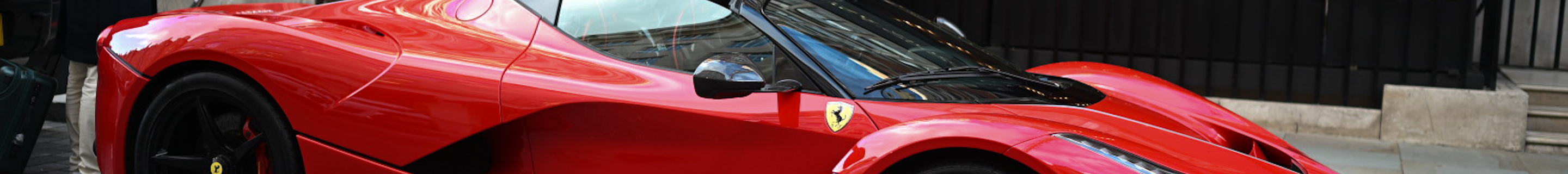 Ferrari LaFerrari Aperta