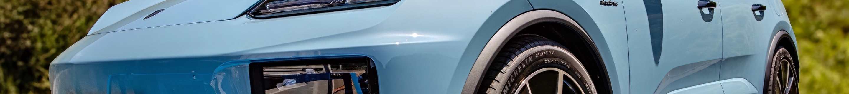 Porsche Macan EV Turbo