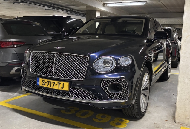 Bentley Bentayga Azure