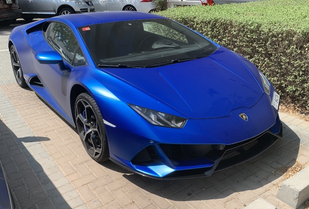 Lamborghini Huracán LP640-4 EVO