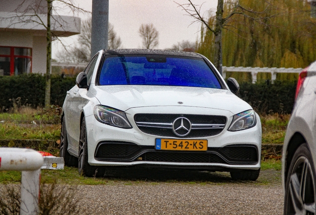 Mercedes-AMG C 63 S W205