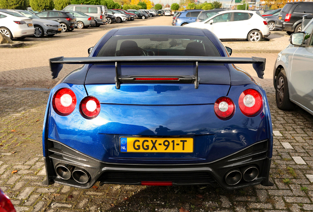 Nissan GT-R 2011