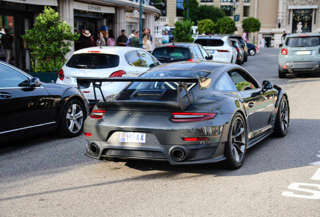 Porsche 991 GT2 RS Weissach Package