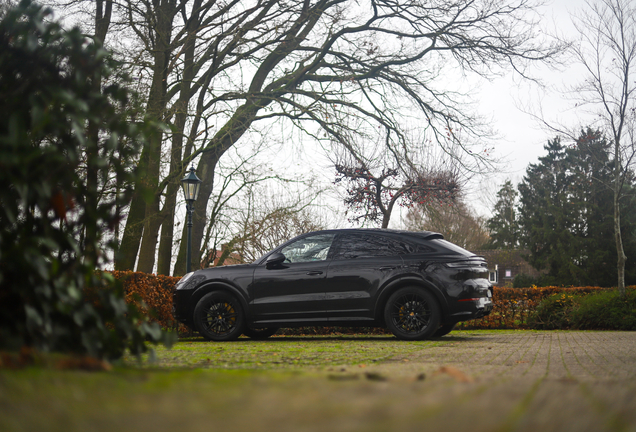 Porsche Cayenne Coupé Turbo E-Hybrid