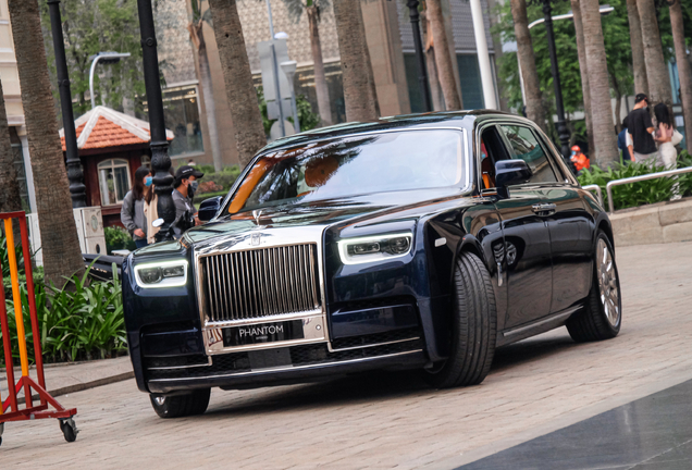 Rolls-Royce Phantom VIII EWB