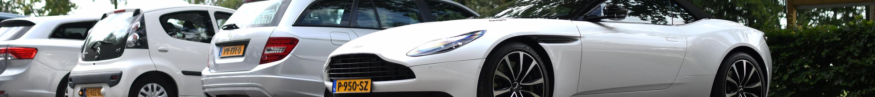 Aston Martin DB11 V8 Volante