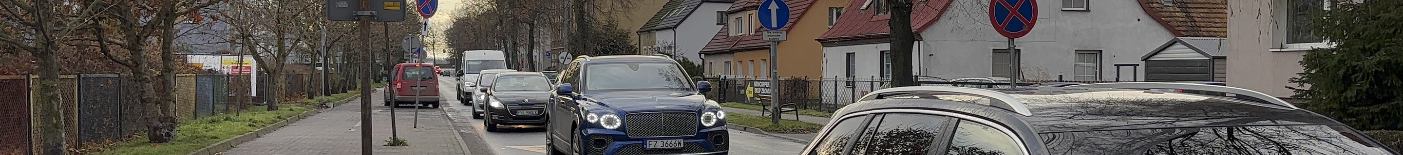 Bentley Bentayga Azure